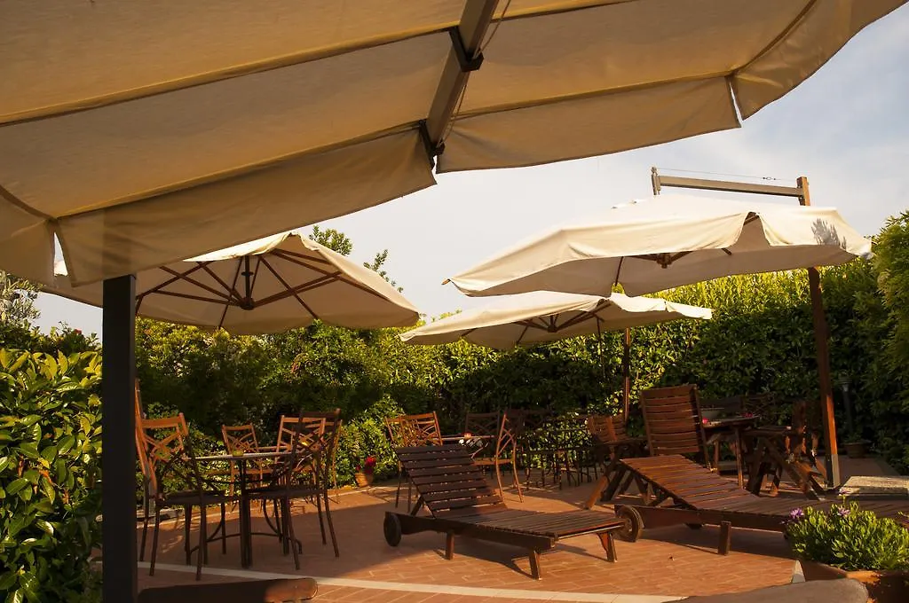 Podere Turicchio 奥尔贝泰洛 住宿加早餐酒店